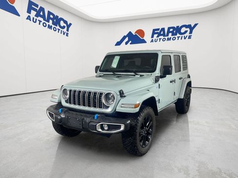 Used 2024 Jeep Wrangler Unlimited Sahara w/ Technology Group AWD/4WD image 2