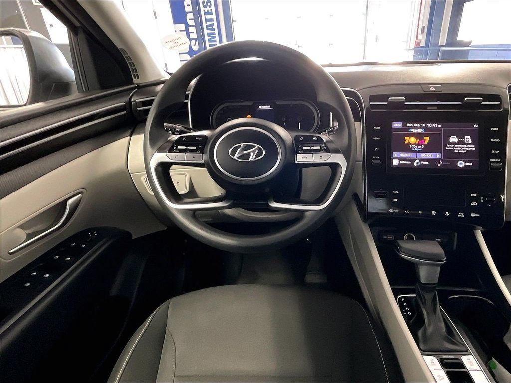 Used 2024 Hyundai Tucson SEL AWD/4WD image 17