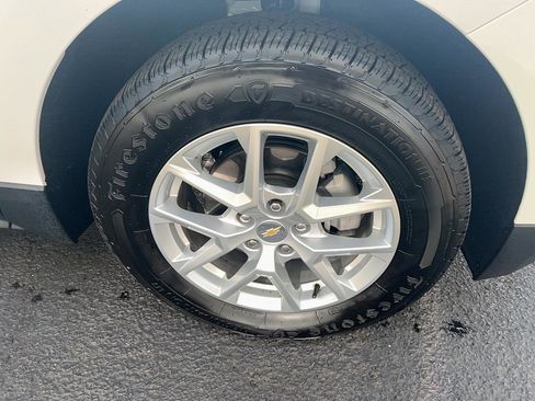 Used 2022 Chevrolet Equinox LT image 9