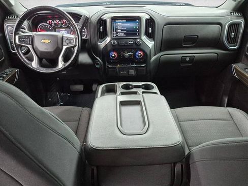 Used 2021 Chevrolet Silverado 1500 LT AWD/4WD image 16