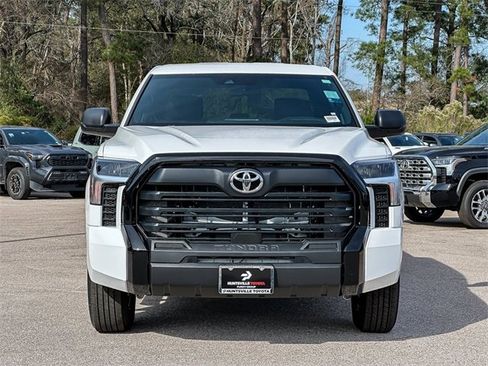 New 2026 Toyota Tundra SR image 3