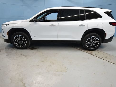Used 2026 Buick Enclave Sport Touring AWD/4WD image 34