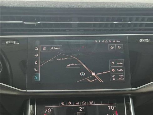 Used 2019 Audi Q8 Premium w/ Convenience Package AWD/4WD image 13