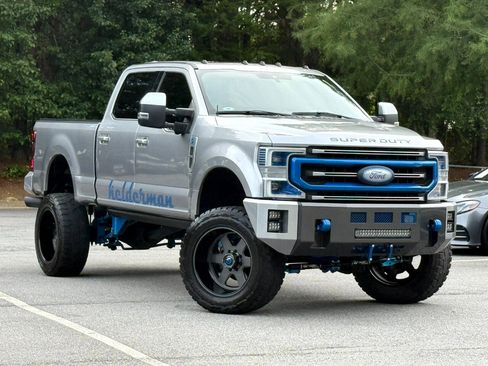 Used 2020 Ford F250 Platinum w/ FX4 Off-Road Package image 3