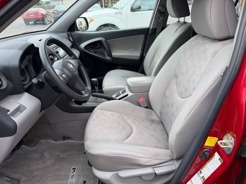 Used 2012 Toyota RAV4 4WD w/ Value Pkg image 11