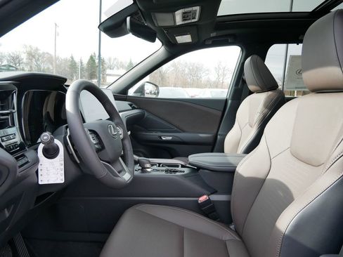 New 2026 Lexus TX 350 AWD image 9