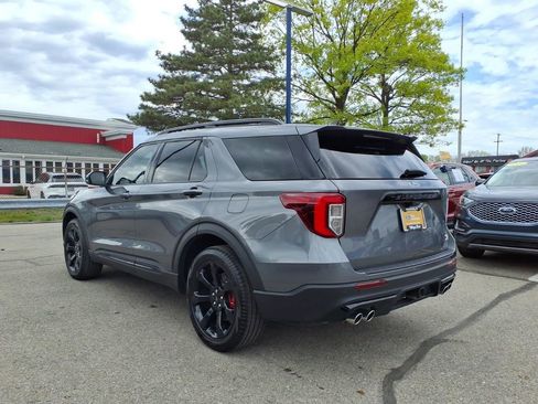 Certified 2024 Ford Explorer ST w/ Equipment Group 401A AWD/4WD image 9