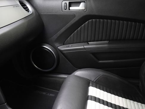 Used 2013 Ford Mustang Shelby GT500 RWD image 13