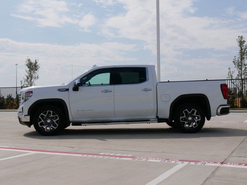 Used 2023 GMC Sierra 1500 SLT RWD image 6