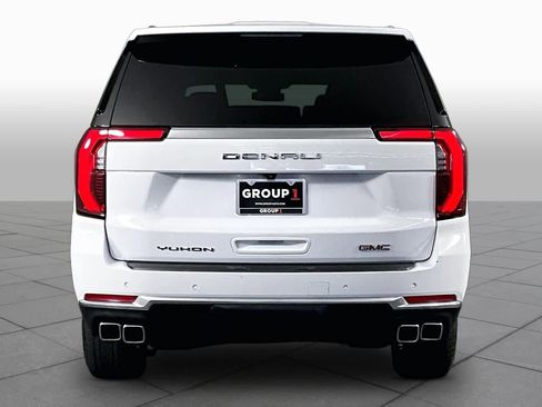 Certified 2025 GMC Yukon Denali AWD/4WD image 5