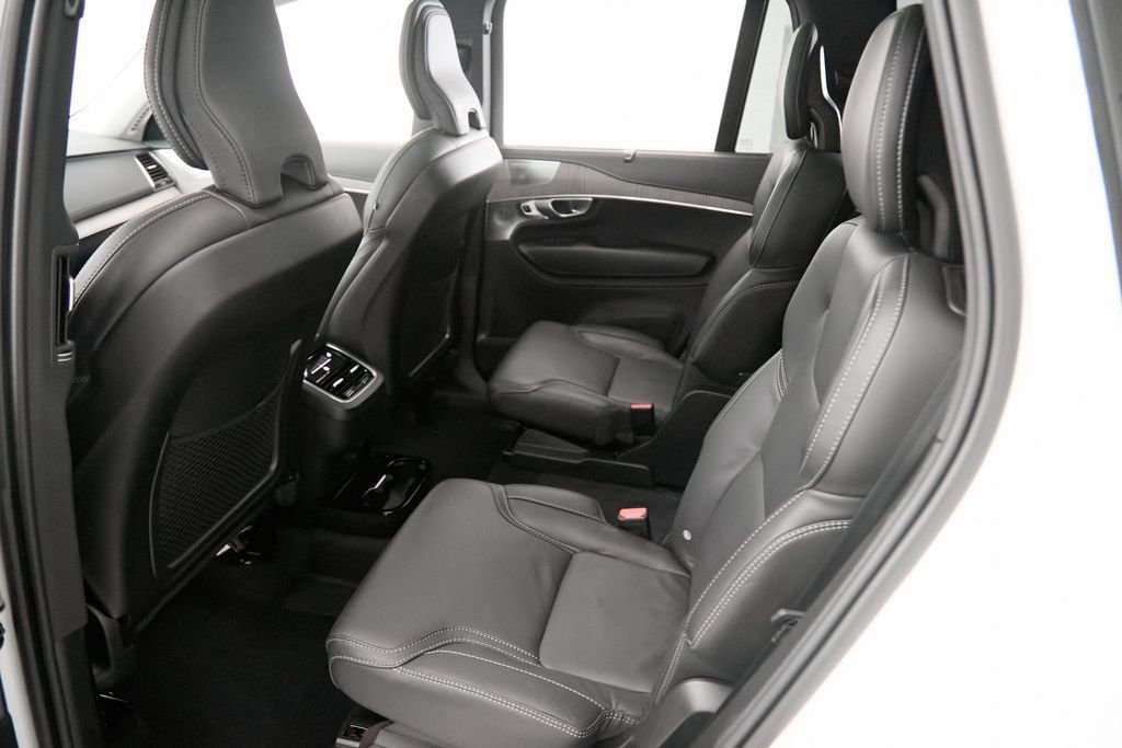 Certified 2024 Volvo XC90 B6 Ultimate AWD/4WD image 21