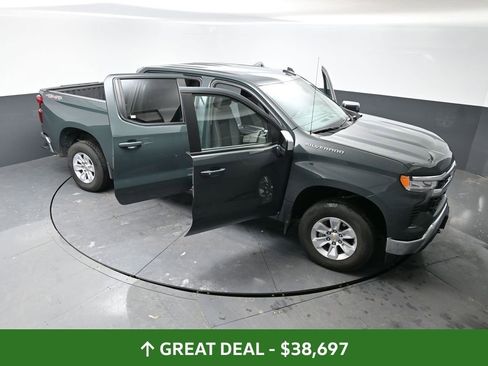 Used 2025 Chevrolet Silverado 1500 LT image 61