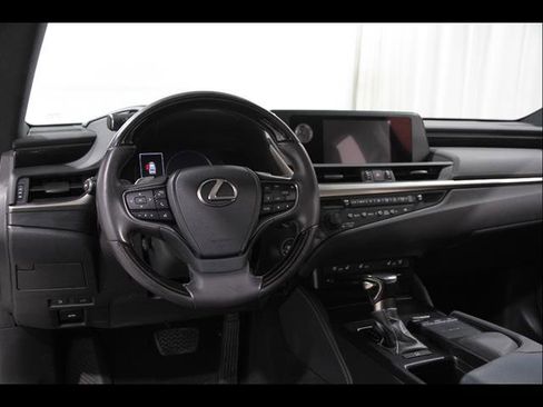 Used 2020 Lexus ES 350 w/ Premium Package image 6
