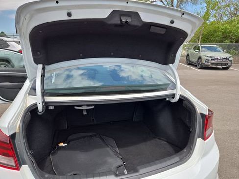 Used 2020 Hyundai Elantra Value Edition w/ Cargo Package (C1) FWD image 30