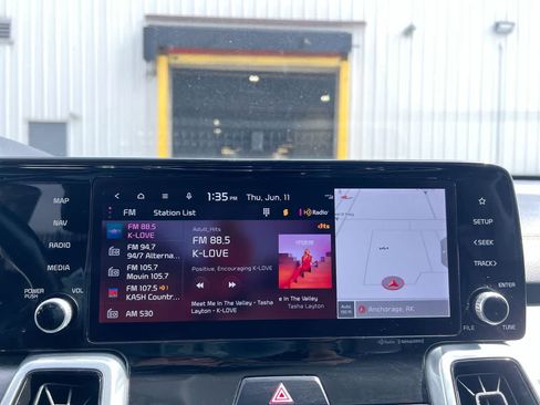 Used 2022 Kia Sorento SX AWD/4WD image 16