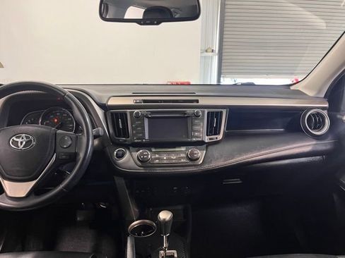 Used 2014 Toyota RAV4 Limited w/ Technology Package image 20