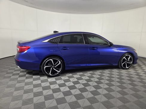 Used 2022 Honda Accord Sport image 4
