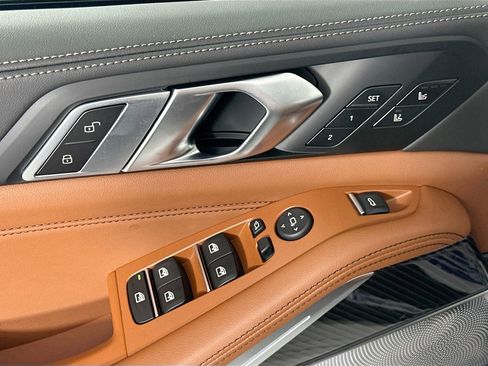 New 2026 BMW X5 M60i image 17