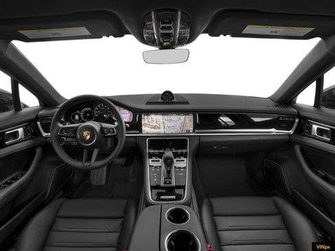 Used 2022 Porsche Panamera GTS AWD/4WD image 4