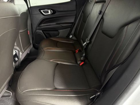 Certified 2025 Jeep Compass Trailhawk AWD/4WD image 24