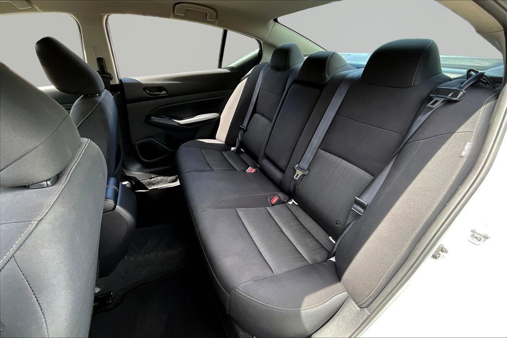 Used 2025 Nissan Altima 2.5 SV FWD image 23