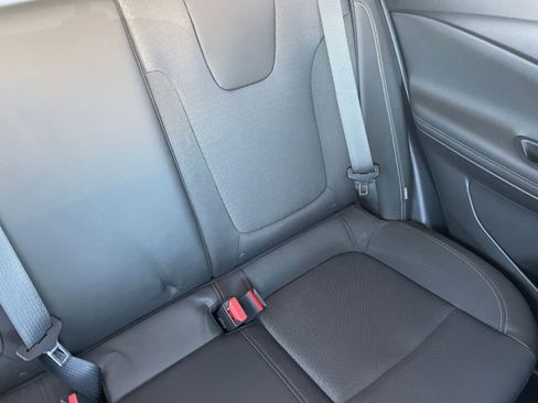 Used 2025 Buick Encore GX Preferred image 36