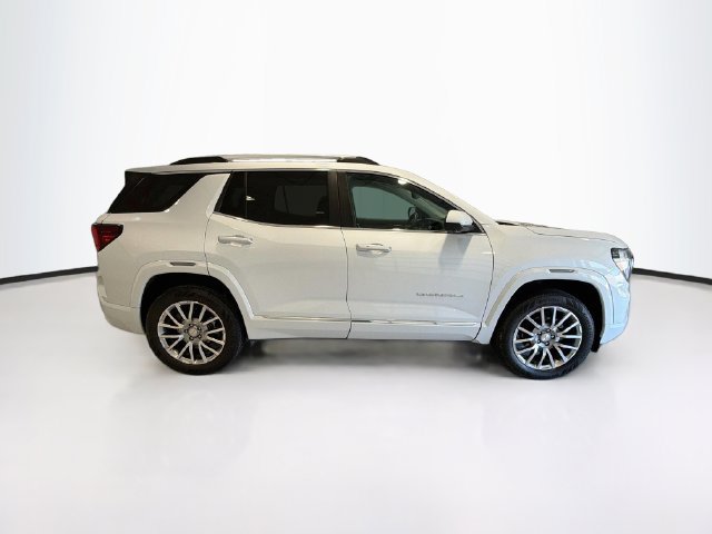 Used 2026 GMC Terrain Denali AWD/4WD image 8