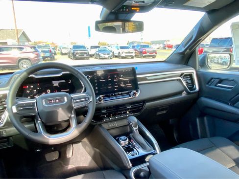 New 2026 GMC Canyon Elevation image 42