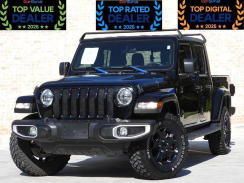 Used 2023 Jeep Gladiator Sport AWD/4WD image 2