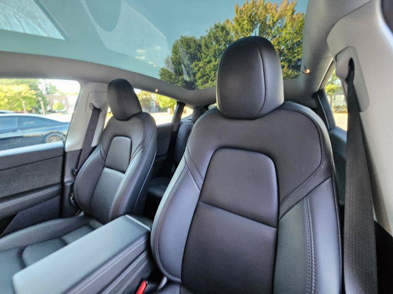 Used 2024 Tesla Model Y 2WD image 38