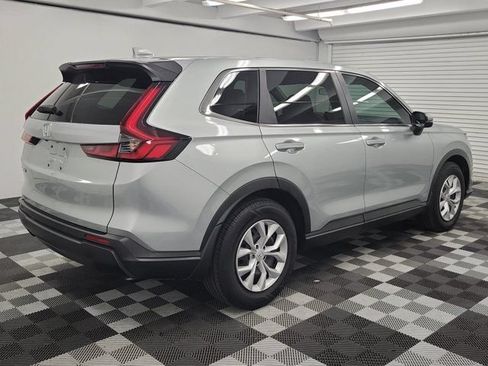 Used 2025 Honda CR-V LX image 6
