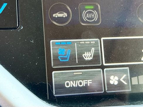 Used 2024 Subaru Ascent Touring AWD/4WD image 21