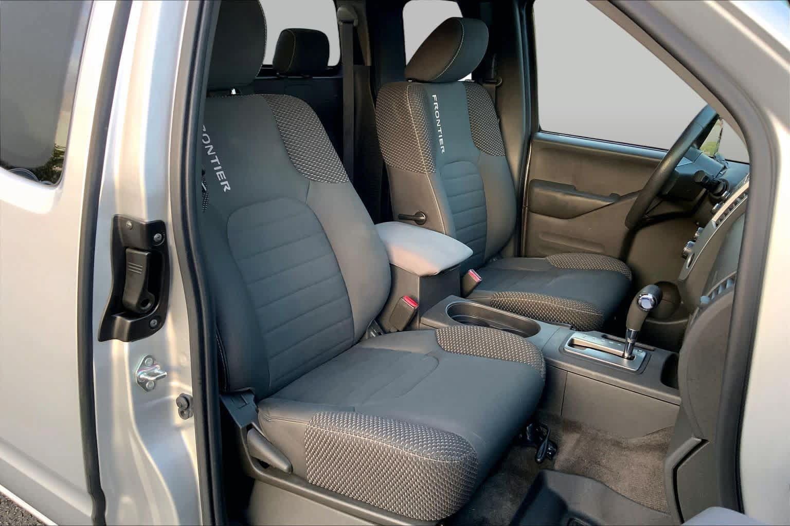 Used 2017 Nissan Frontier Desert Runner RWD image 8