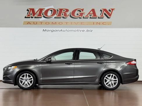 Used 2015 Ford Fusion SE FWD image 6