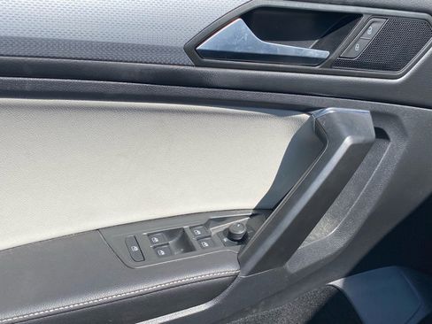 Certified 2022 Volkswagen Tiguan S FWD image 12