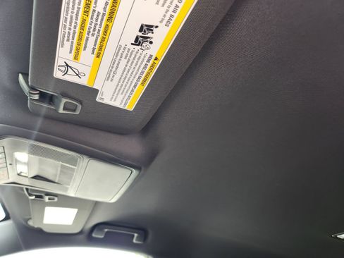 New 2026 Chevrolet Equinox LT w/ Safety and Technology Package FWD image 22