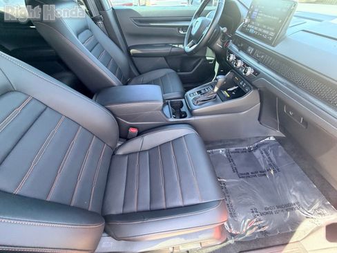 Used 2025 Honda CR-V Sport-L image 14