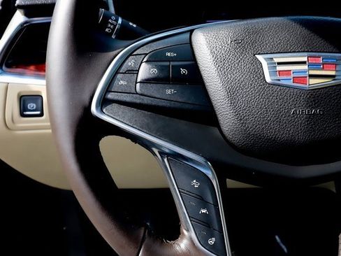 Used 2017 Cadillac XT5 Luxury w/ Driver Awareness Package image 59