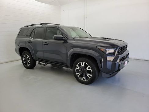 Used 2026 Toyota 4Runner TRD Sport AWD/4WD image 4