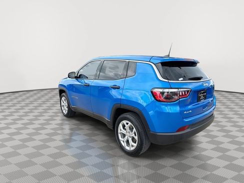 Used 2024 Jeep Compass Sport AWD/4WD image 8