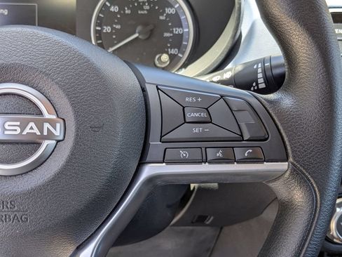 Used 2023 Nissan Versa SV FWD image 17