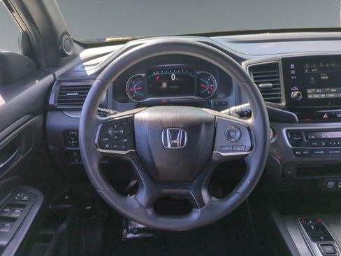 Used 2022 Honda Pilot Sport image 12
