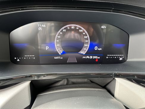 Used 2024 Volkswagen Taos S image 16