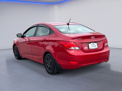 Used 2016 Hyundai Accent SE w/ Option Group 02 FWD image 3