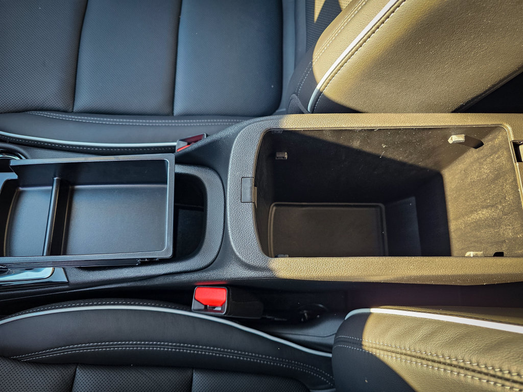 Used 2024 Buick Encore GX Avenir w/ Avenir Convenience Package FWD image 31
