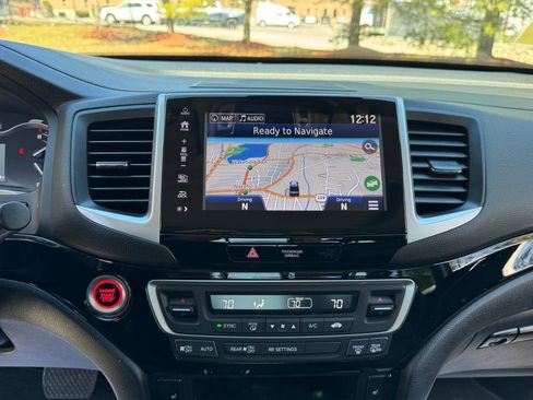 Used 2020 Honda Ridgeline RTL-E image 19