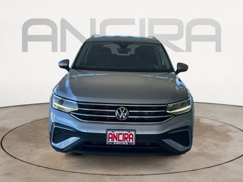 Used 2023 Volkswagen Tiguan SE FWD image 5