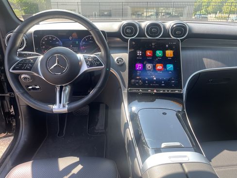 Certified 2025 Mercedes-Benz GLC 300 4MATIC image 12