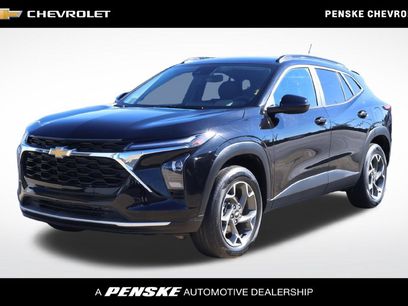 Used 2025 Chevrolet Trax LT