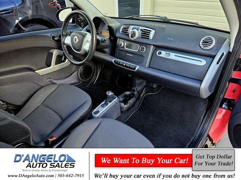 Used 2013 smart fortwo pure image 12